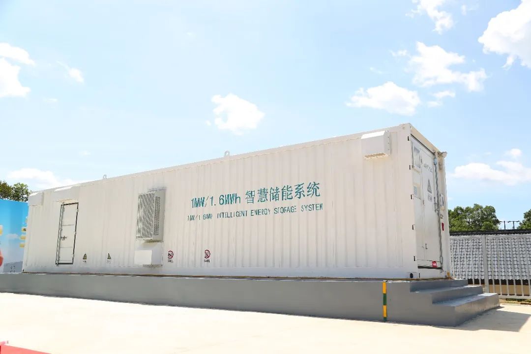 湘儲(chǔ)代表，威勝電氣助力湖南首個(gè)MWh級(jí)大型用戶側(cè)儲(chǔ)能電站正式投運(yùn)
